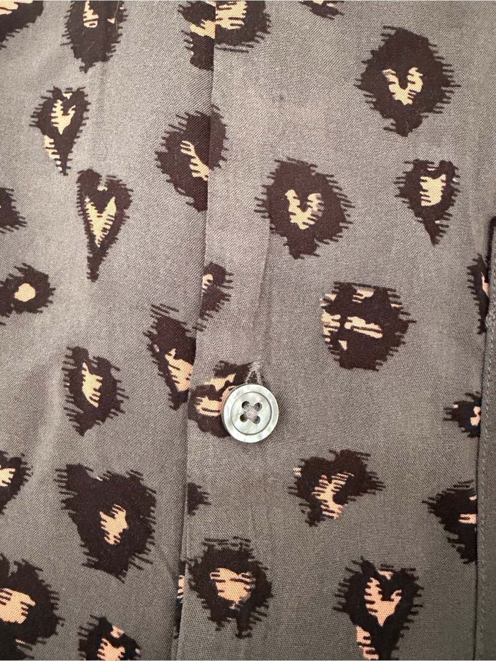ALLSAINTS Romansu Heart Leopard Print Woven Shirt Sz Medium - Picture 4 of 5